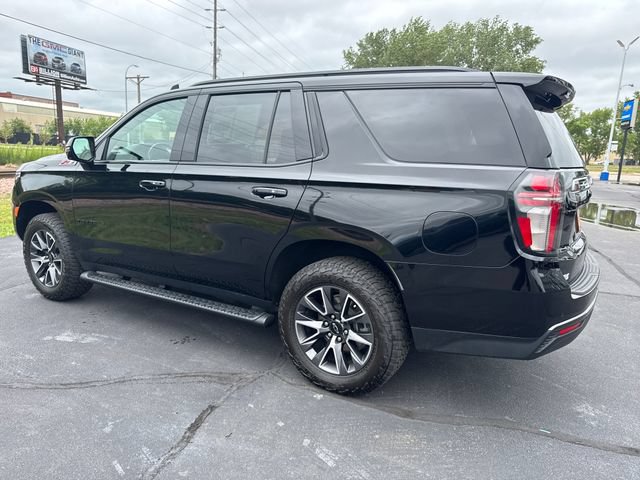 Used 2021 Chevrolet Tahoe Z71 w/ Z71 Signature Package AWD/4WD image 3