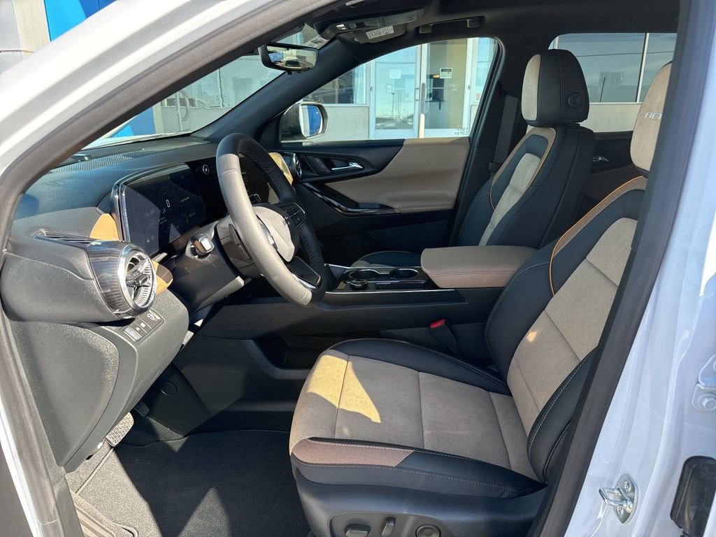 New 2026 Chevrolet Equinox ACTIV w/ Convenience Package III image 10