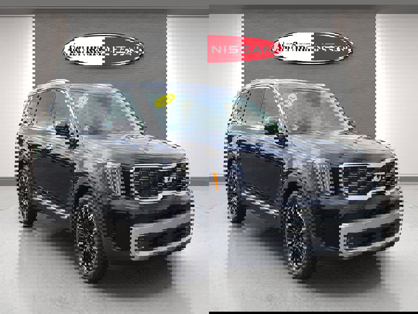 Used 2024 Kia Telluride SX w/ Towing Package image 1