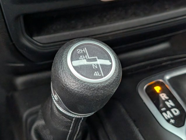 Used 2024 Jeep Gladiator Sport AWD/4WD image 27