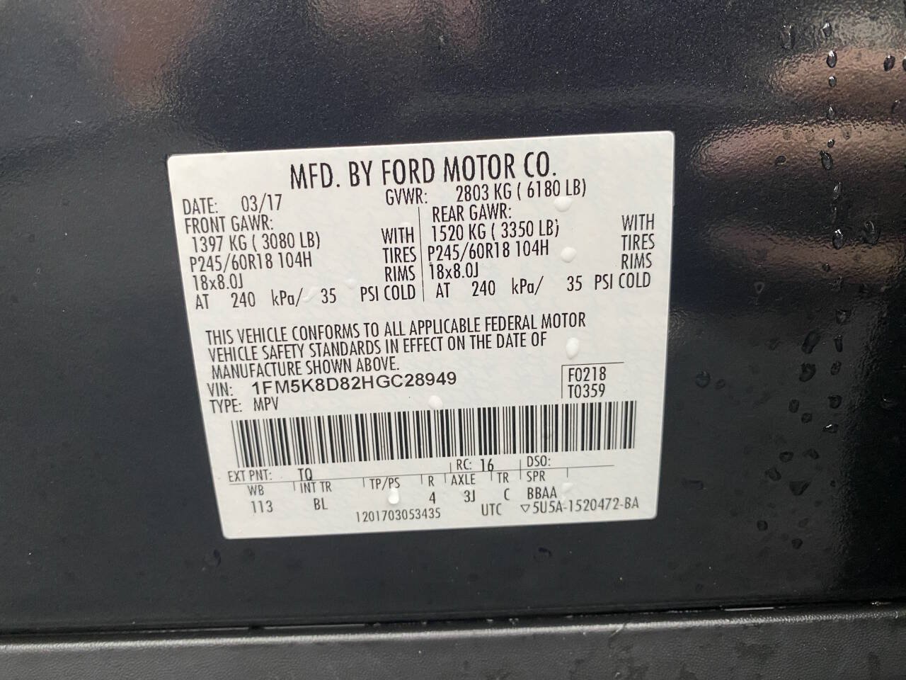 Used 2017 Ford Explorer XLT w/ Equipment Group 202A AWD/4WD image 38