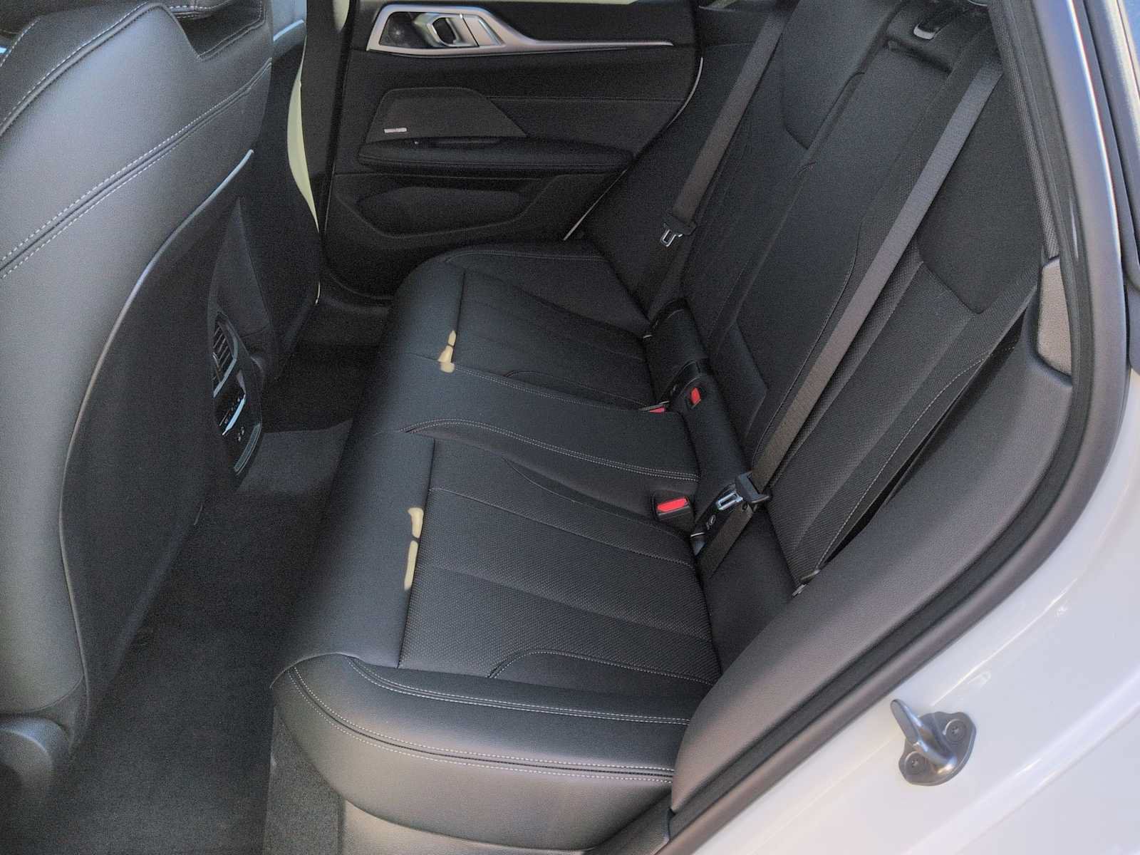 Used 2026 BMW i4 xDrive40i w/ M Sport Package AWD/4WD image 21