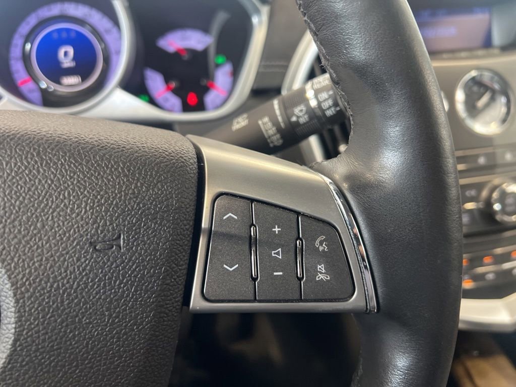 Used 2012 Cadillac SRX Luxury FWD image 11
