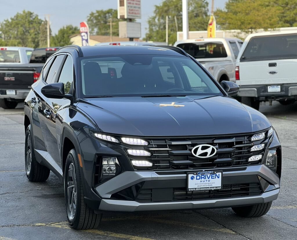 Used 2025 Hyundai Tucson Blue AWD/4WD image 35