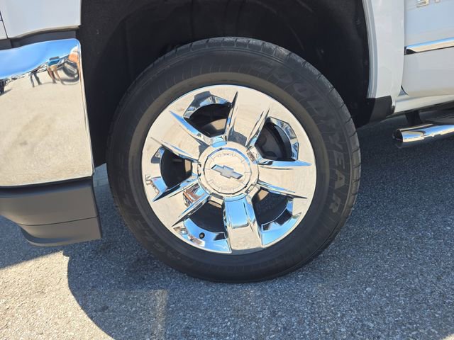 Certified 2017 Chevrolet Silverado 1500 LTZ w/ LTZ Plus Package AWD/4WD image 28