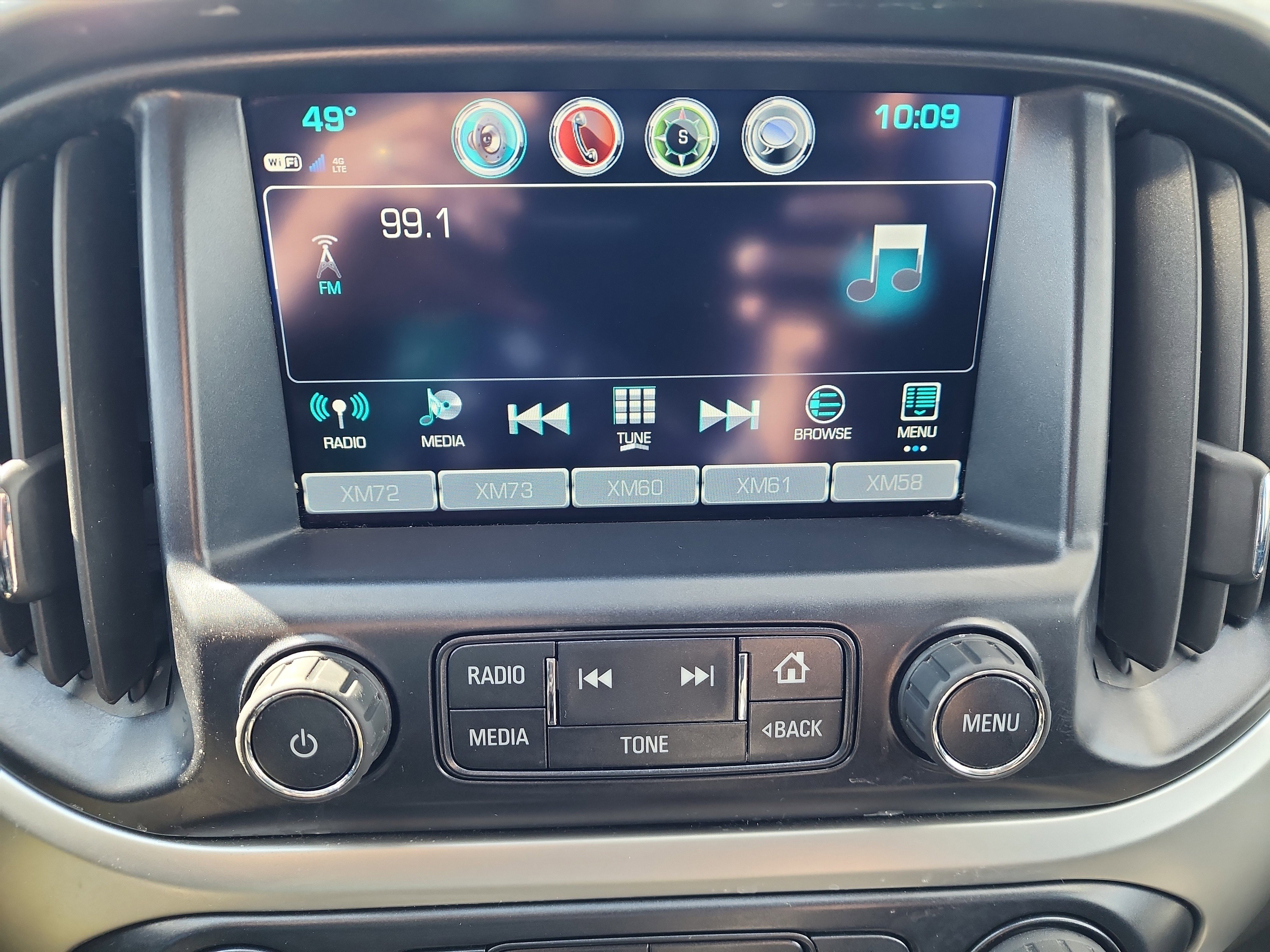 Used 2017 Chevrolet Colorado LT w/ LT Convenience Package AWD/4WD image 15