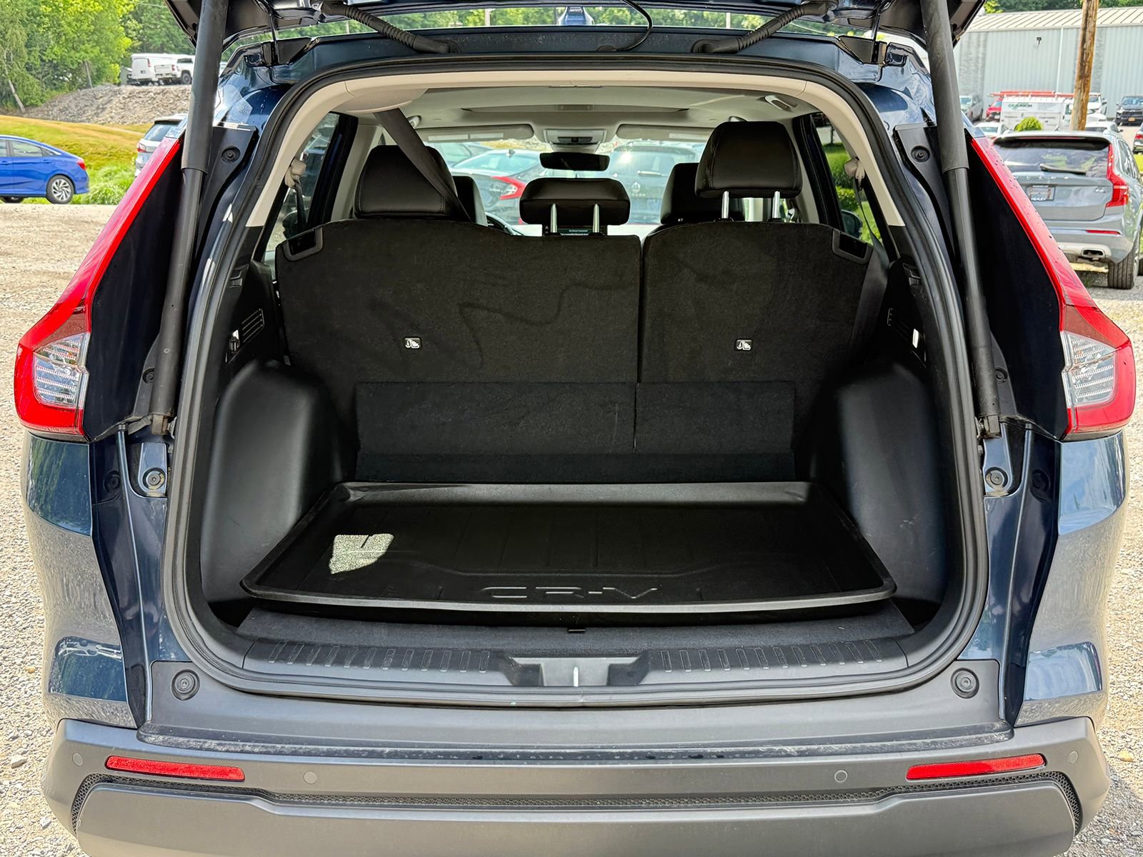 Used 2023 Honda CR-V EX-L image 10