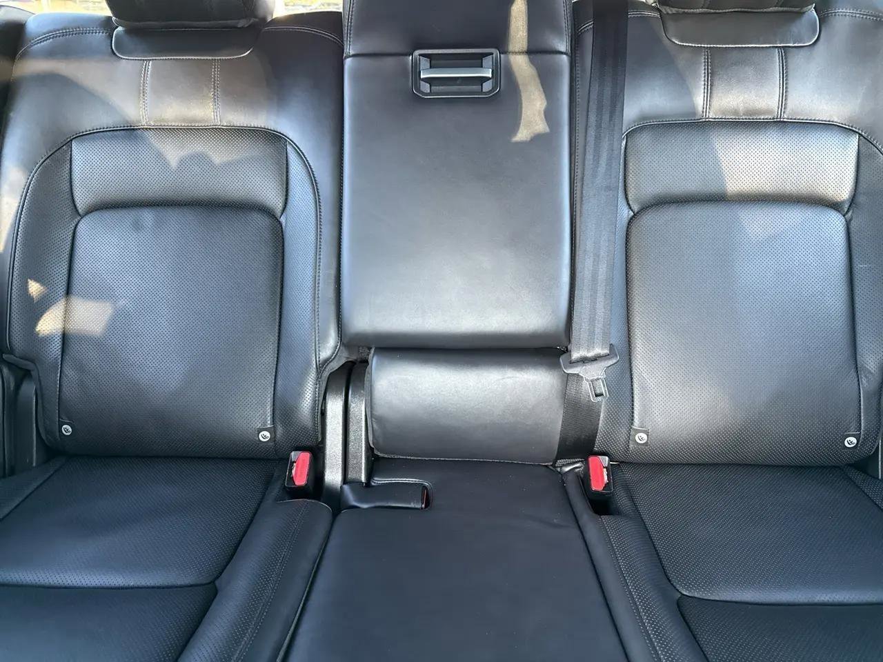 Used 2020 Land Rover Range Rover HSE image 66