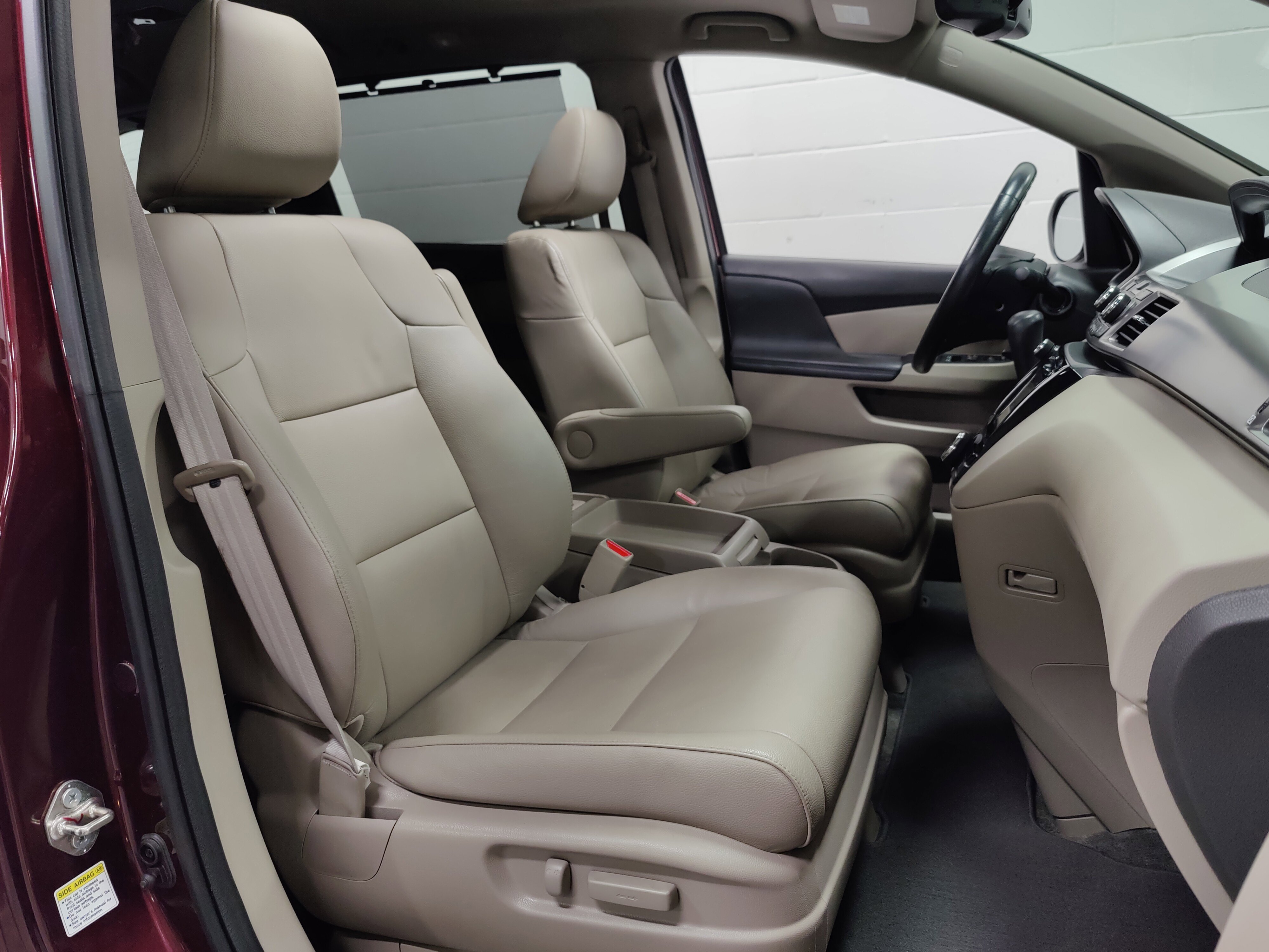 Used 2016 Honda Odyssey EX-L image 4