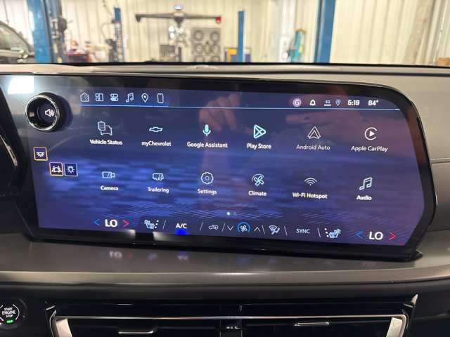 New 2027 Chevrolet Traverse LT w/ LPO, Floor Liner Package AWD/4WD image 23