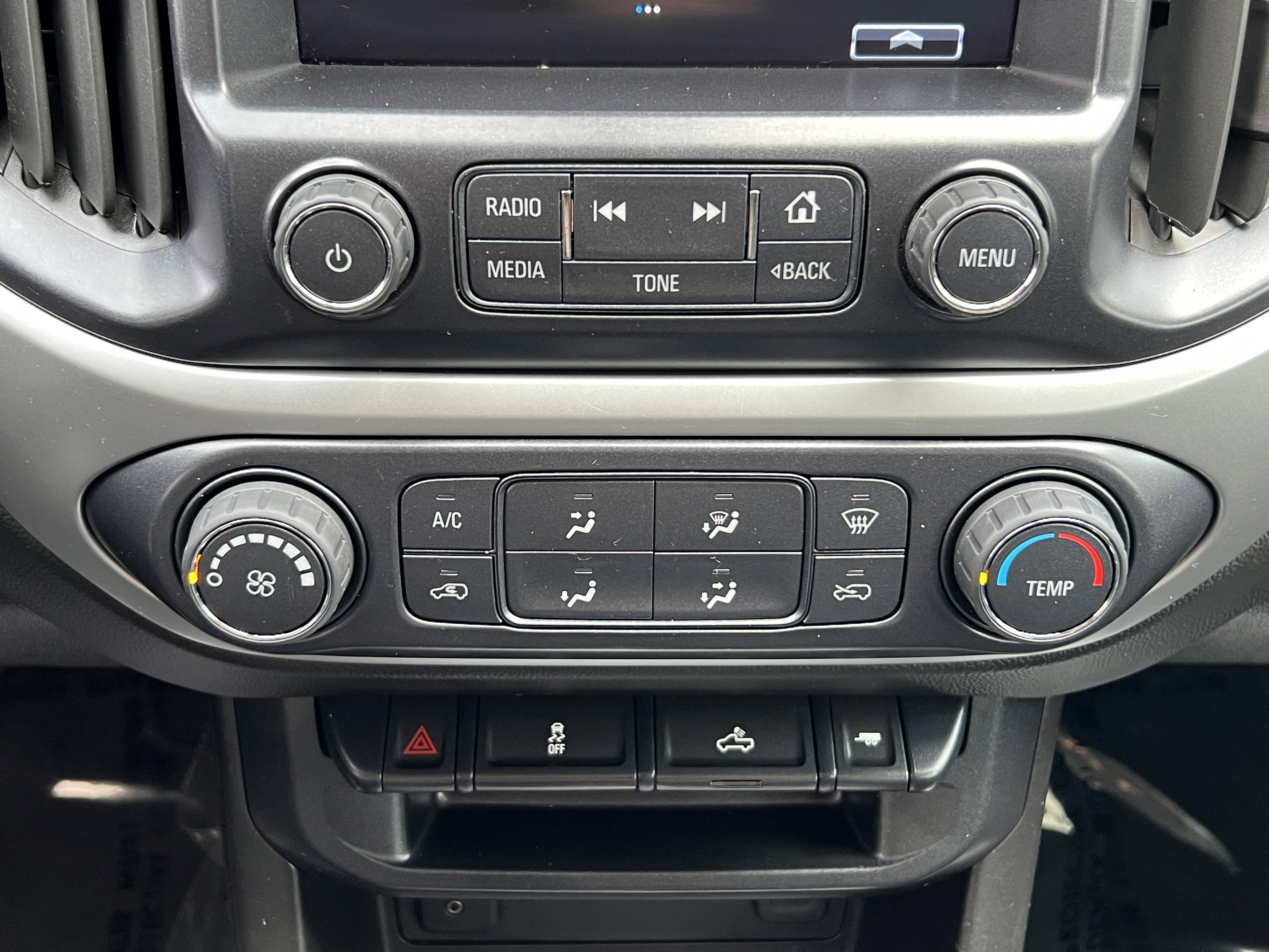 Used 2018 Chevrolet Colorado LT AWD/4WD image 27