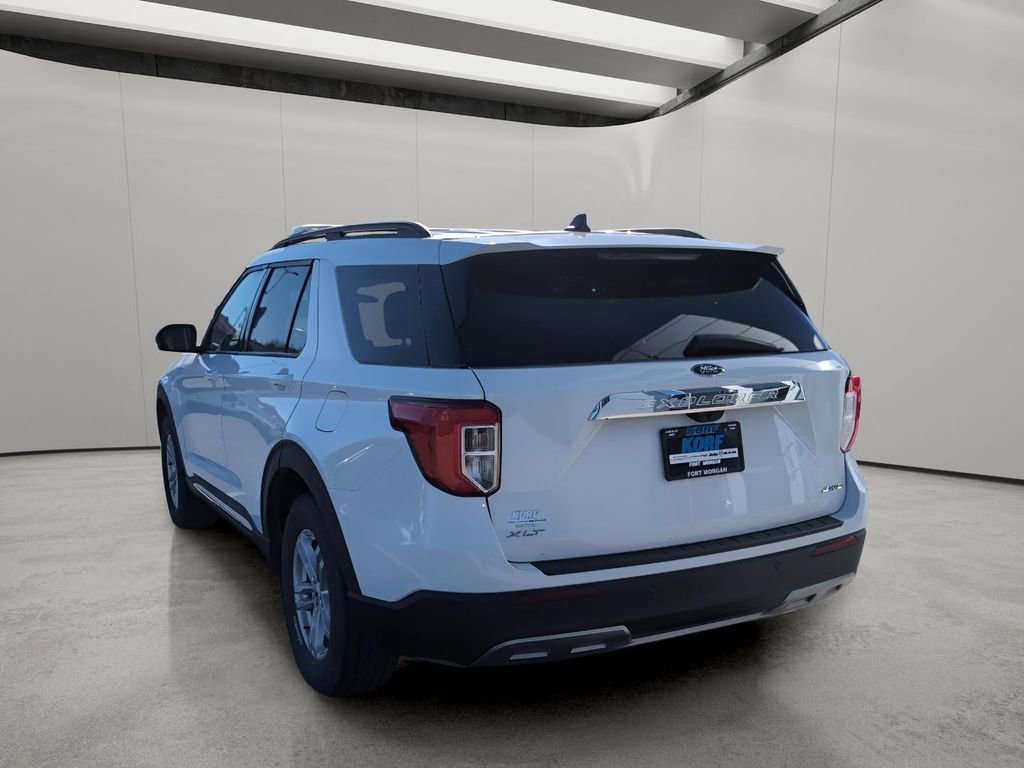 Used 2023 Ford Explorer XLT w/ Equipment Group 202A image 3