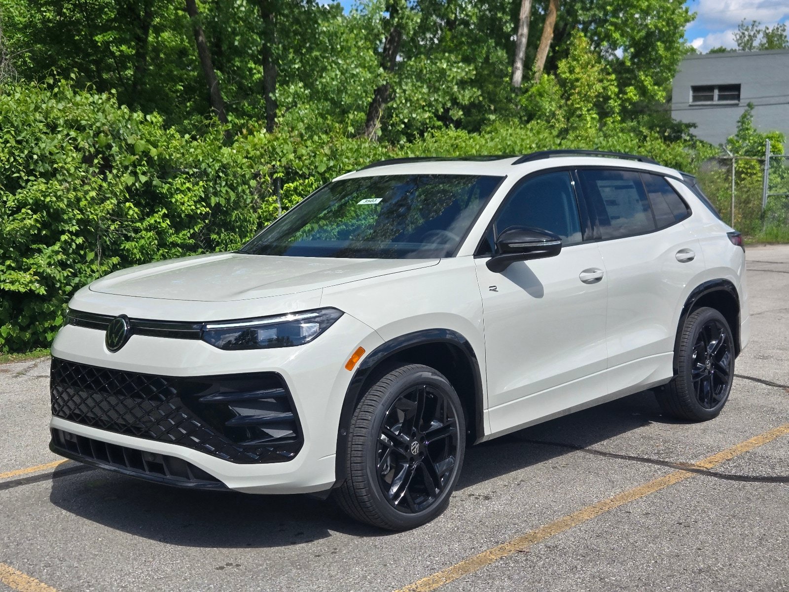 New 2026 Volkswagen Tiguan SE R-Line