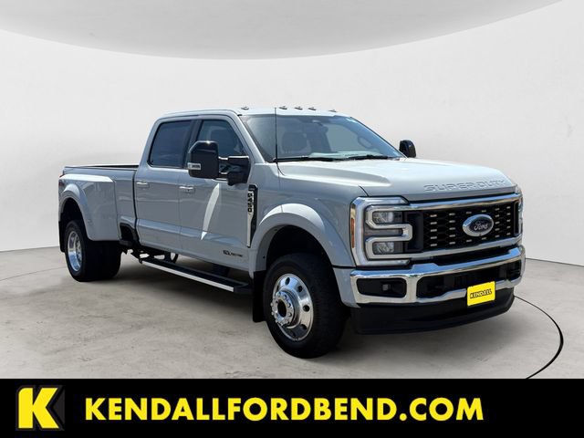 Used 2025 Ford F450 Lariat w/ FX4 Off-Road Package AWD/4WD image 3