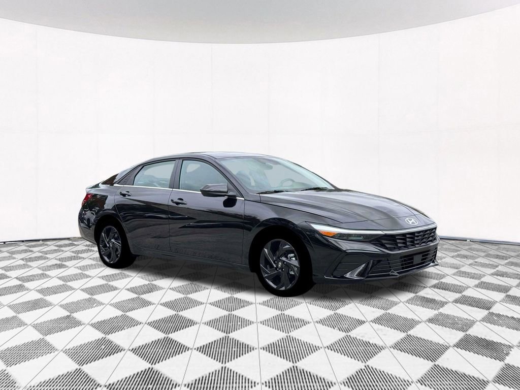 New 2026 Hyundai Elantra SEL Sport Premium FWD image 16