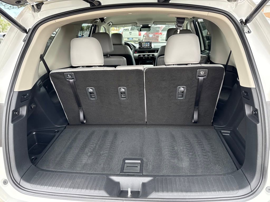 Used 2025 Honda Pilot EX-L image 18
