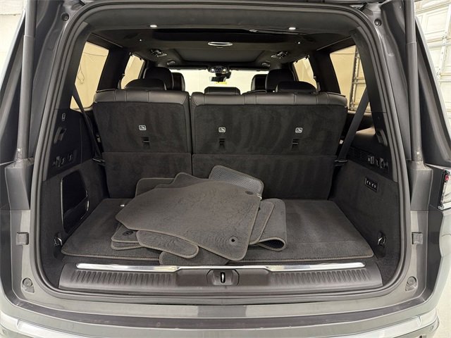 Used 2022 Jeep Grand Wagoneer Series III image 15