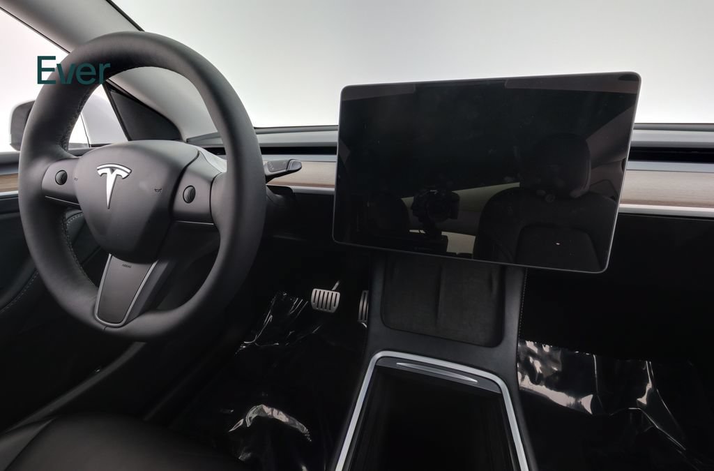 Used 2024 Tesla Model Y Performance AWD/4WD image 25
