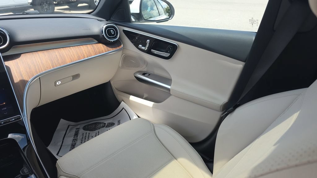 Certified 2025 Mercedes-Benz C 300 4MATIC Sedan image 27
