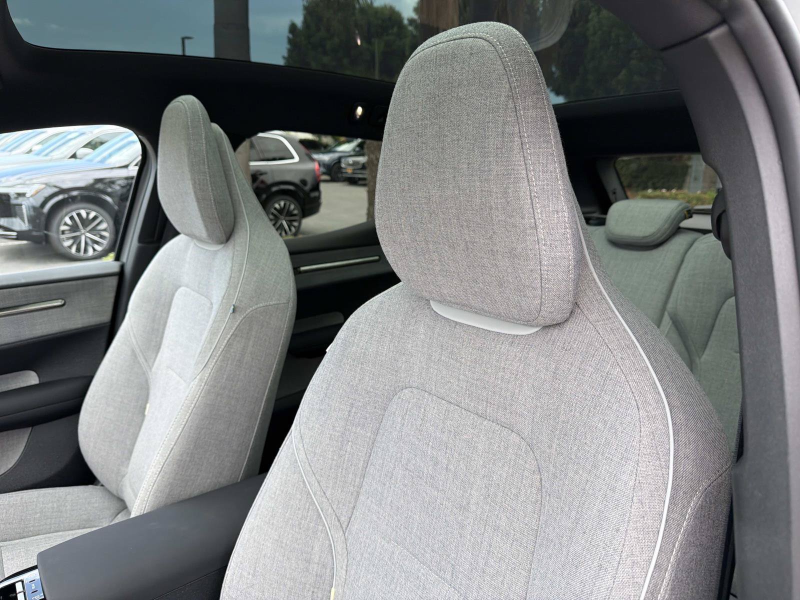 Used 2026 Volvo EX30 Ultra w/ Climate Package AWD/4WD image 19