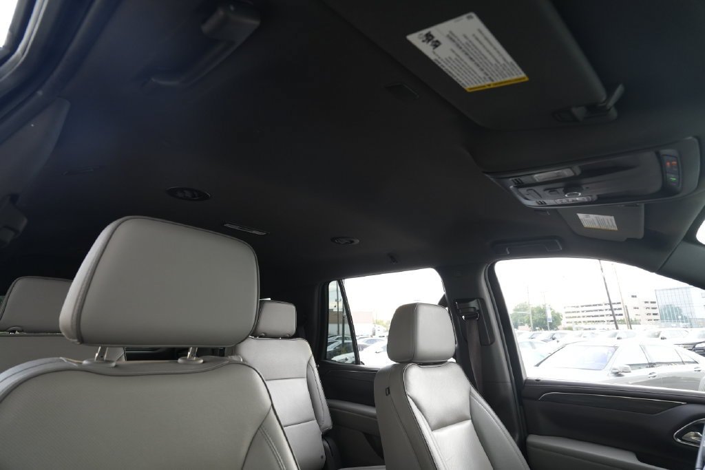 Used 2024 GMC Yukon SLT RWD image 33