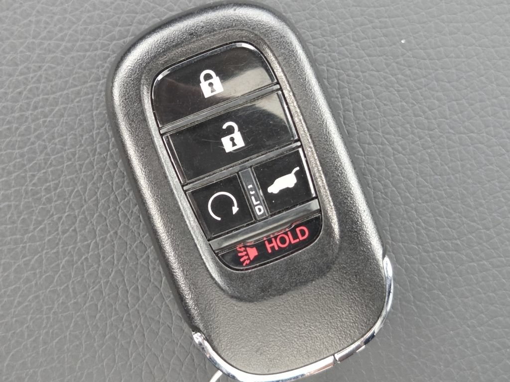 Certified 2025 Honda Pilot Black Edition image 43
