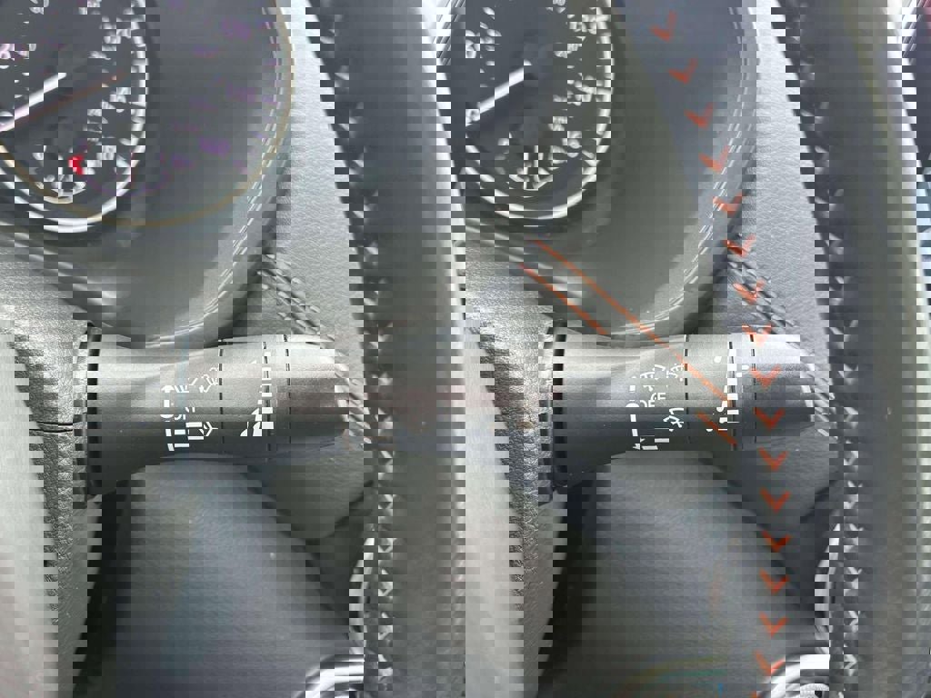 Used 2023 Nissan Sentra SR w/ SR Premium Package image 24