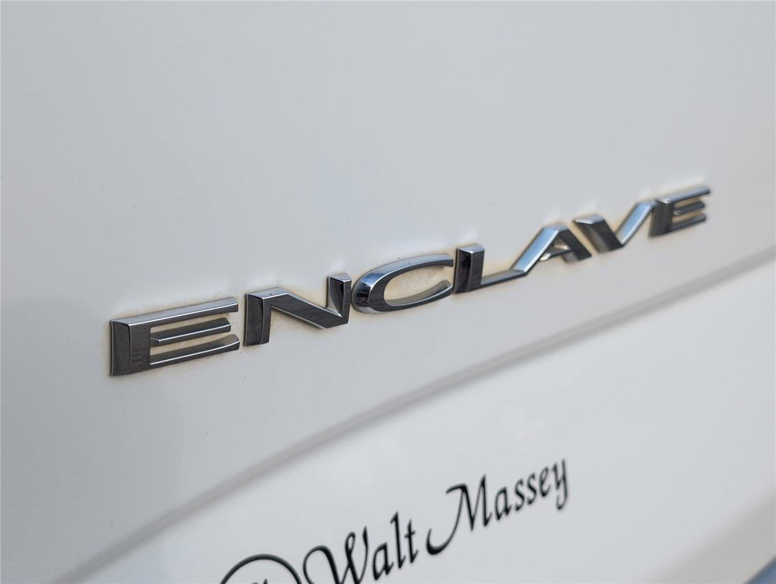 Used 2020 Buick Enclave Essence FWD image 11