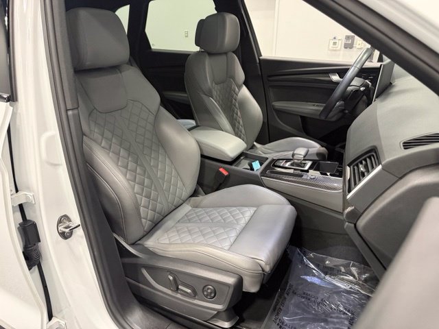 Used 2024 Audi SQ5 Premium Plus w/ Premium Plus Package AWD/4WD image 39