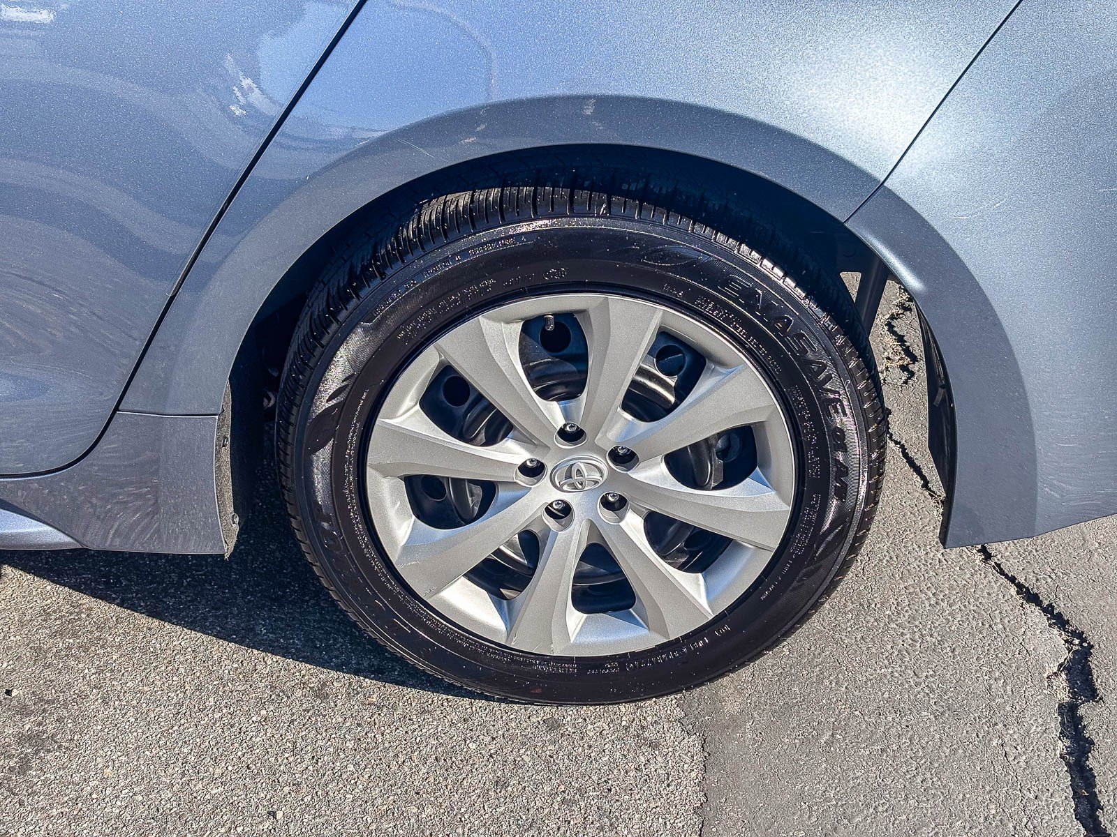 Certified 2025 Toyota Corolla LE FWD image 12