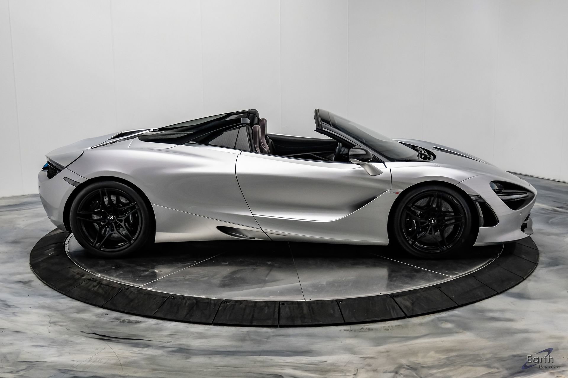Used 2020 McLaren 720S Luxury RWD image 29