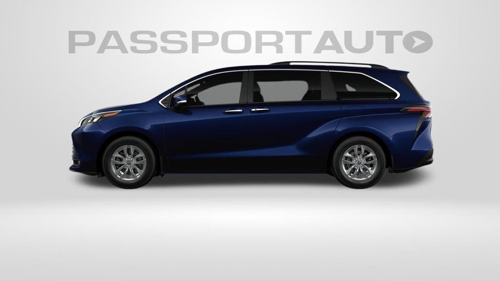 New 2026 Toyota Sienna XLE AWD/4WD image 3