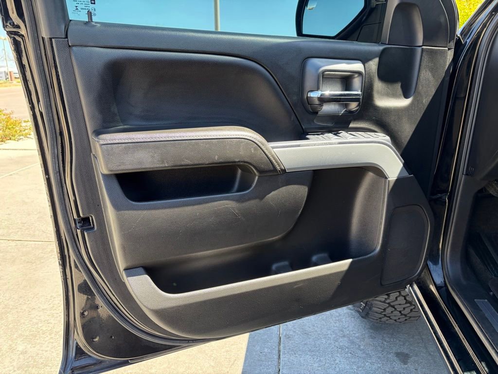 Used 2018 Chevrolet Silverado 1500 LT w/ All Star Edition AWD/4WD image 15