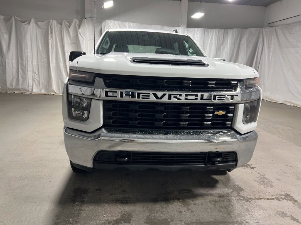 Used 2022 Chevrolet Silverado 2500 LT AWD/4WD image 2