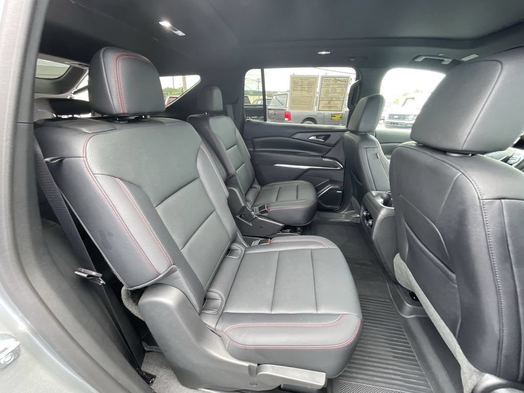 Certified 2025 Chevrolet Traverse Z71 w/ Enhanced Driving Package AWD/4WD image 28