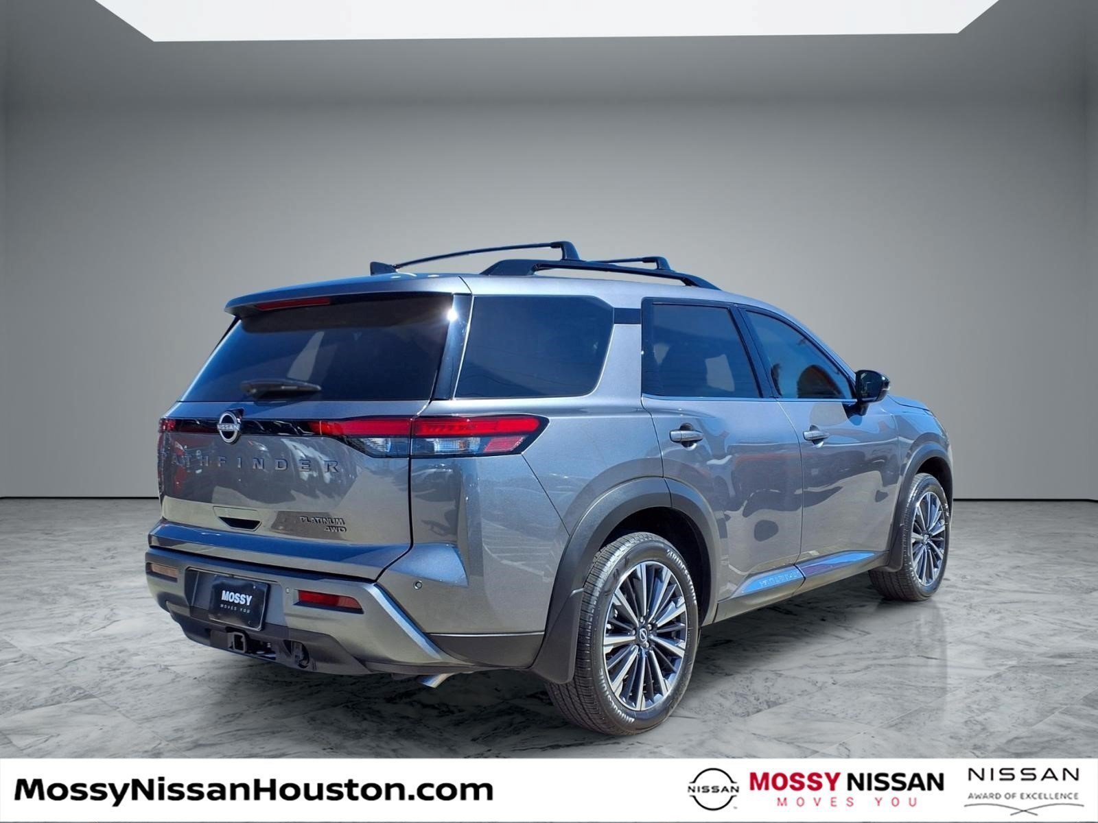 Used 2026 Nissan Pathfinder Platinum AWD/4WD image 7