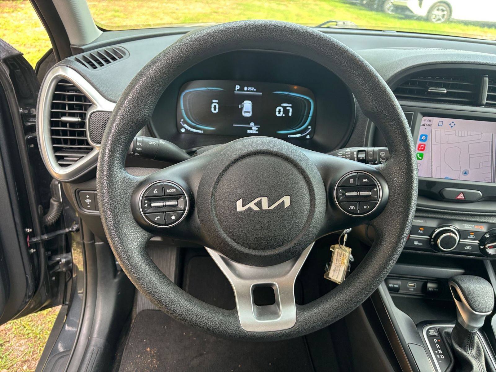 Used 2025 Kia Soul LX w/ LX Technology Package FWD image 25
