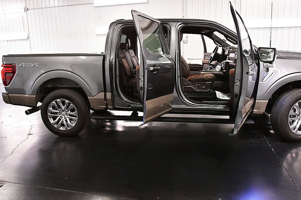 Used 2025 Ford F150 King Ranch AWD/4WD image 38