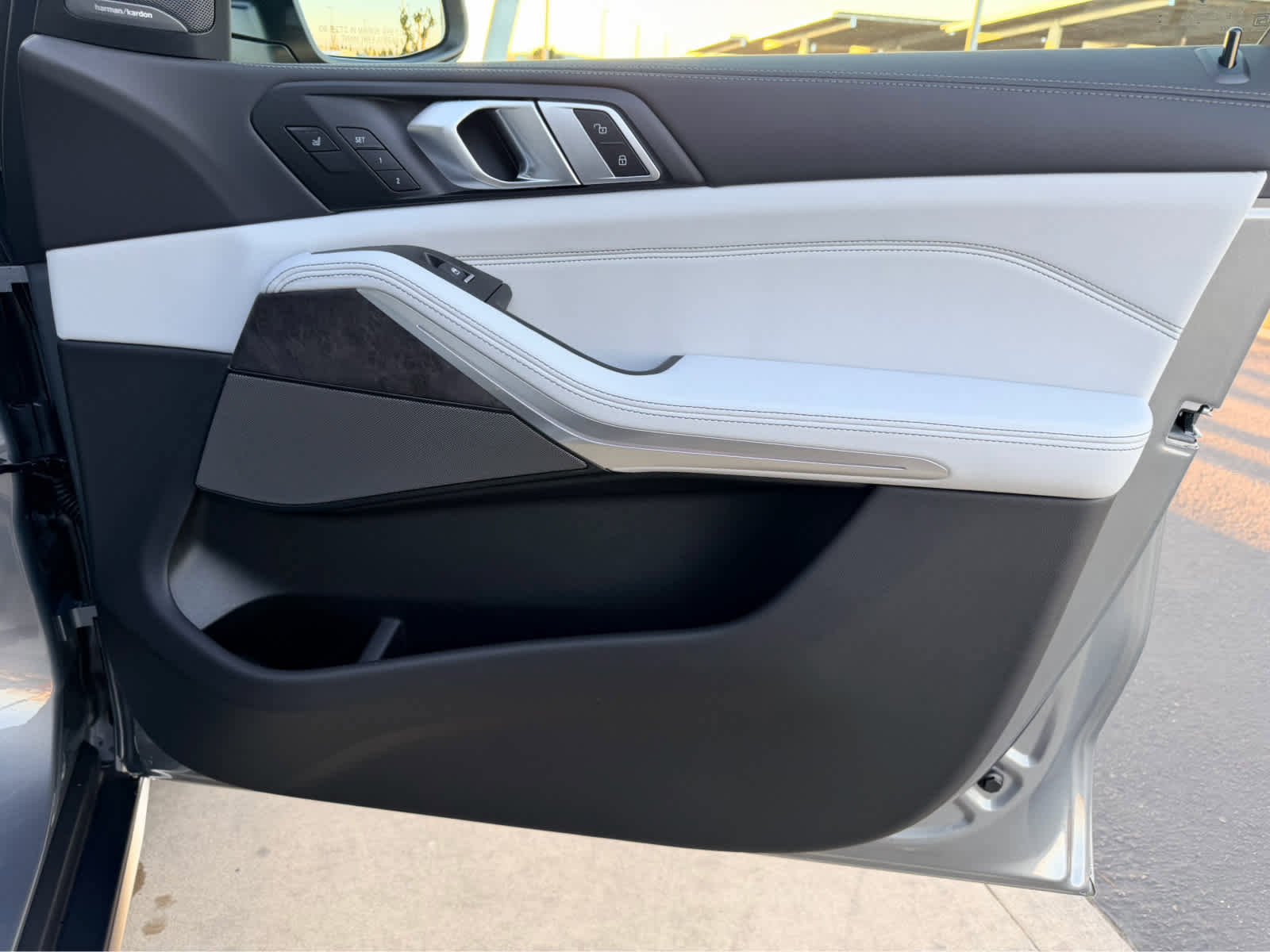 New 2026 BMW X5 xDrive40i AWD/4WD image 22
