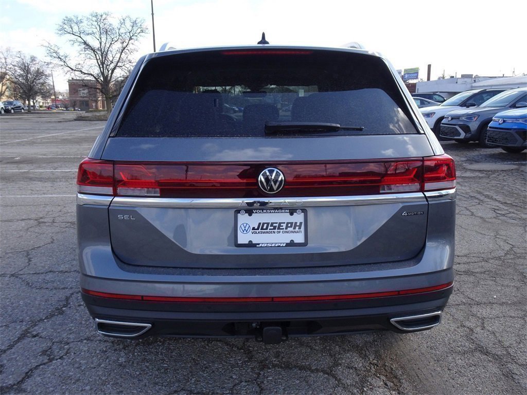 New 2025 Volkswagen Atlas SEL image 5