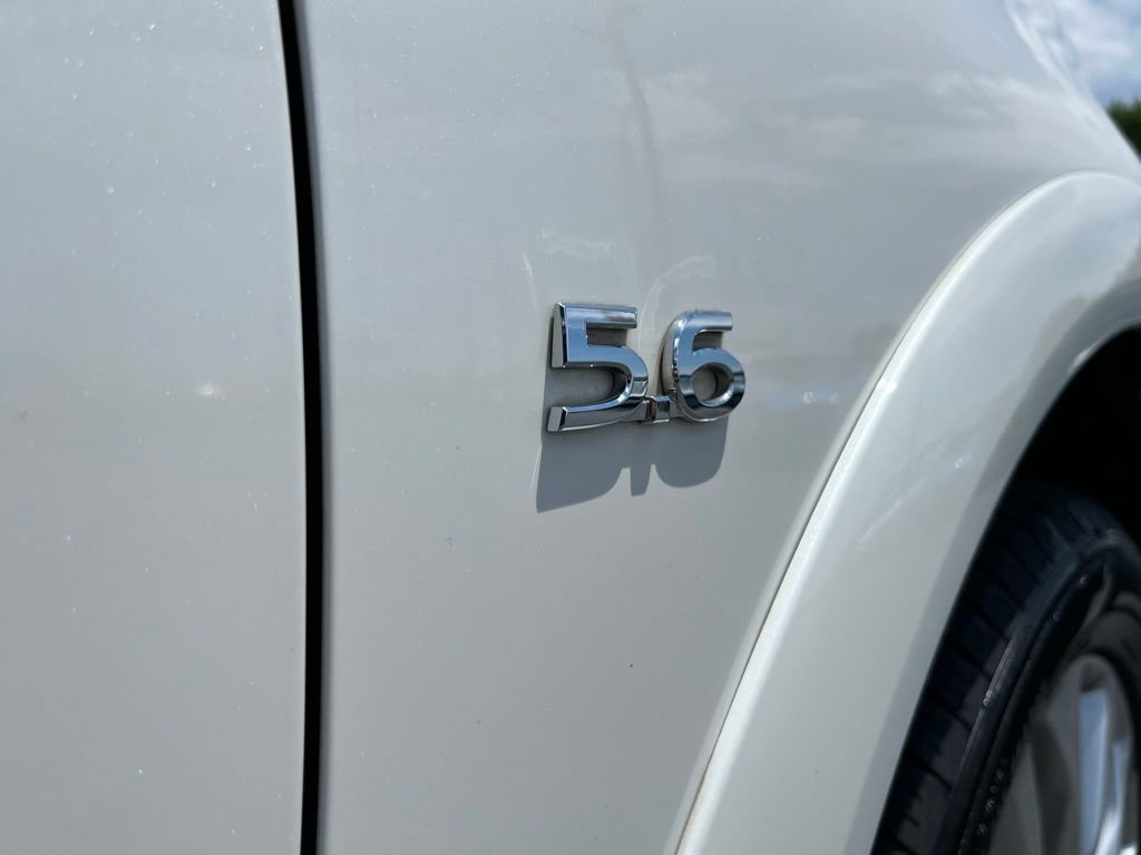 Used 2017 INFINITI QX80 4WD w/ Driver Assistance Package image 12