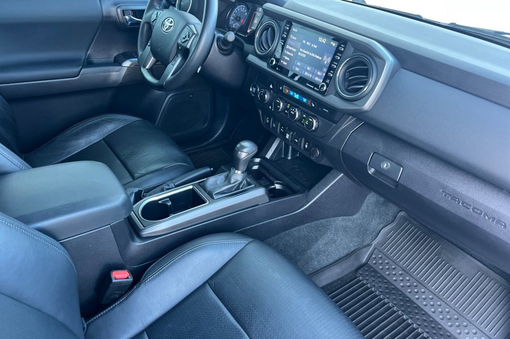 Used 2023 Toyota Tacoma TRD Off-Road image 12