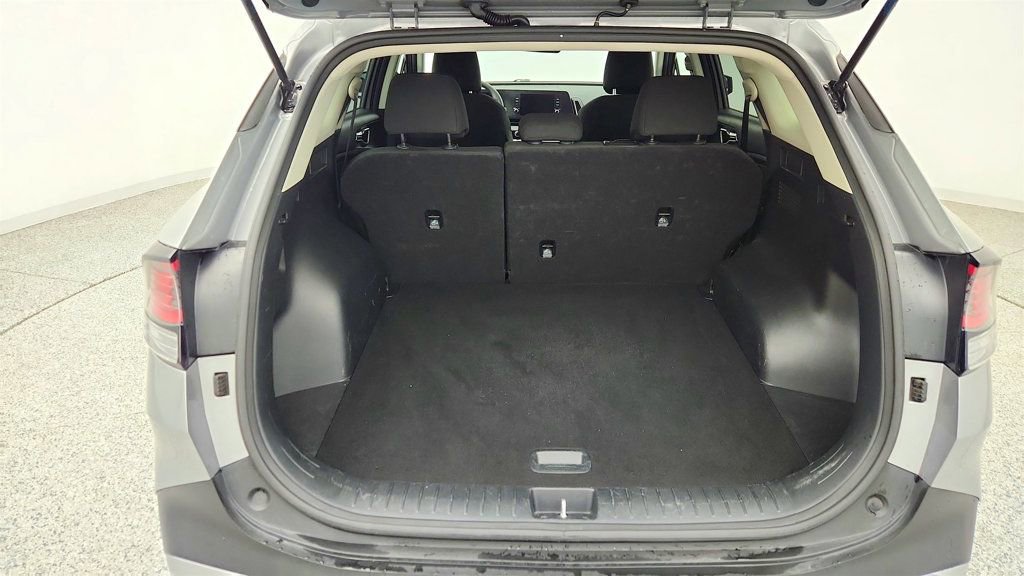 Used 2024 Kia Sportage LX FWD image 19