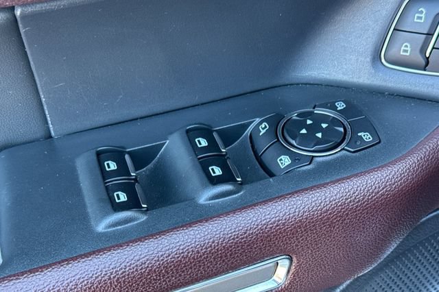 Used 2023 Ford Expedition Limited AWD/4WD image 12