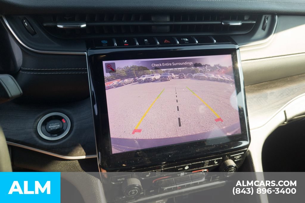 Used 2024 Jeep Grand Cherokee Limited 4xe AWD/4WD image 8