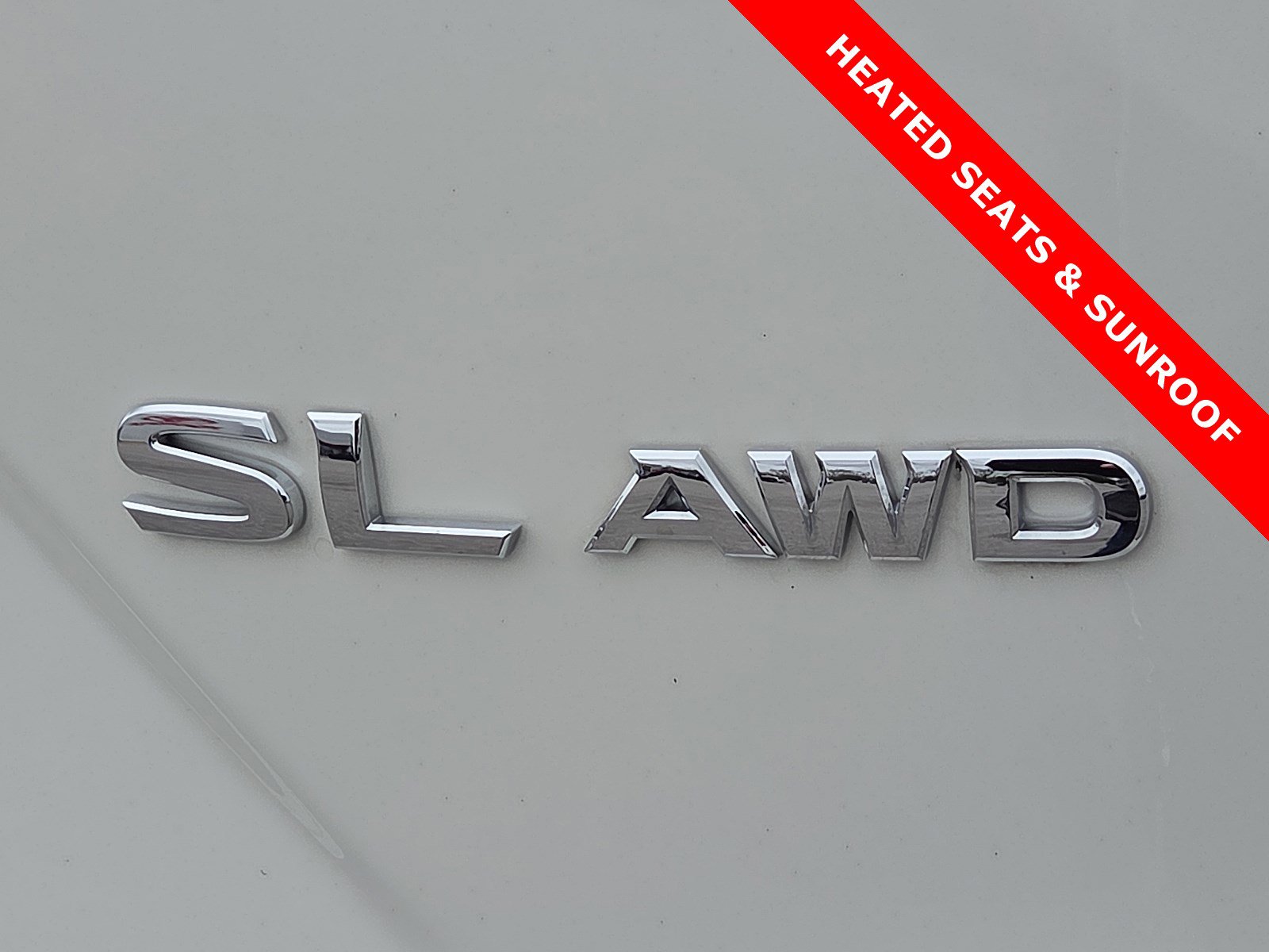 Used 2024 Nissan Murano SL image 8