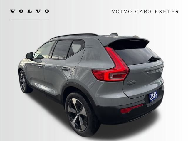 New 2026 Volvo XC40 B5 Plus w/ Protection Package Premier AWD/4WD image 3