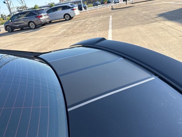 Used 2022 Dodge Charger R/T w/ Blacktop Package RWD image 9
