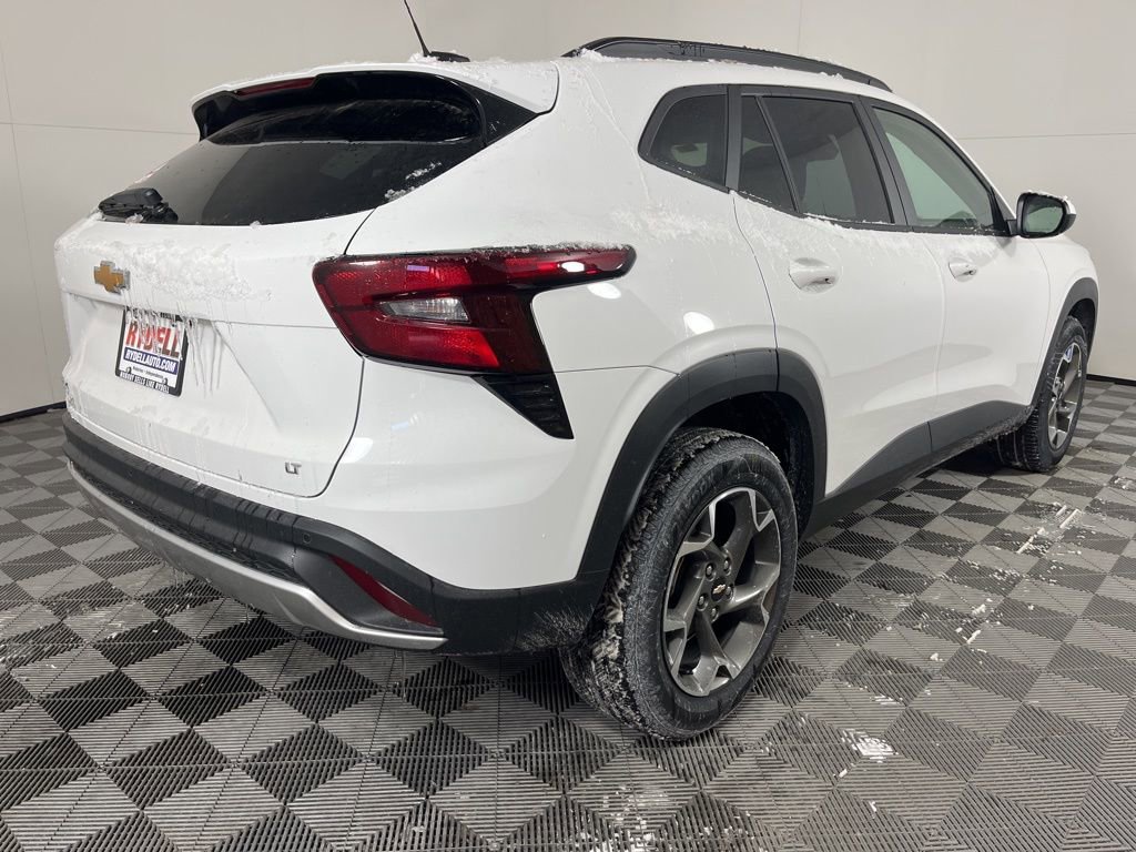 New 2026 Chevrolet Trax LT w/ Driver Confidence Package image 5