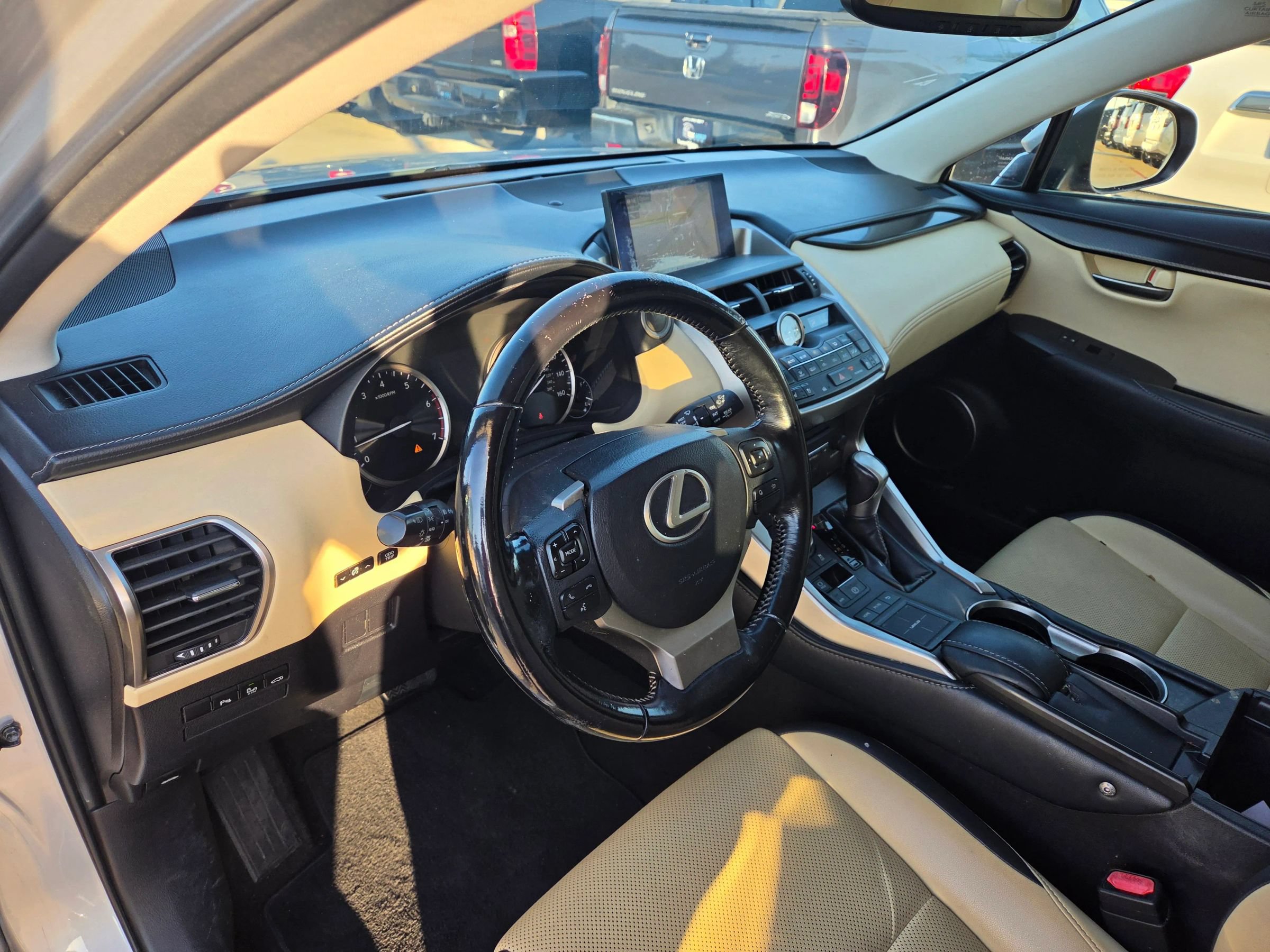 Used 2015 Lexus NX 200t FWD w/ Premium Package image 12